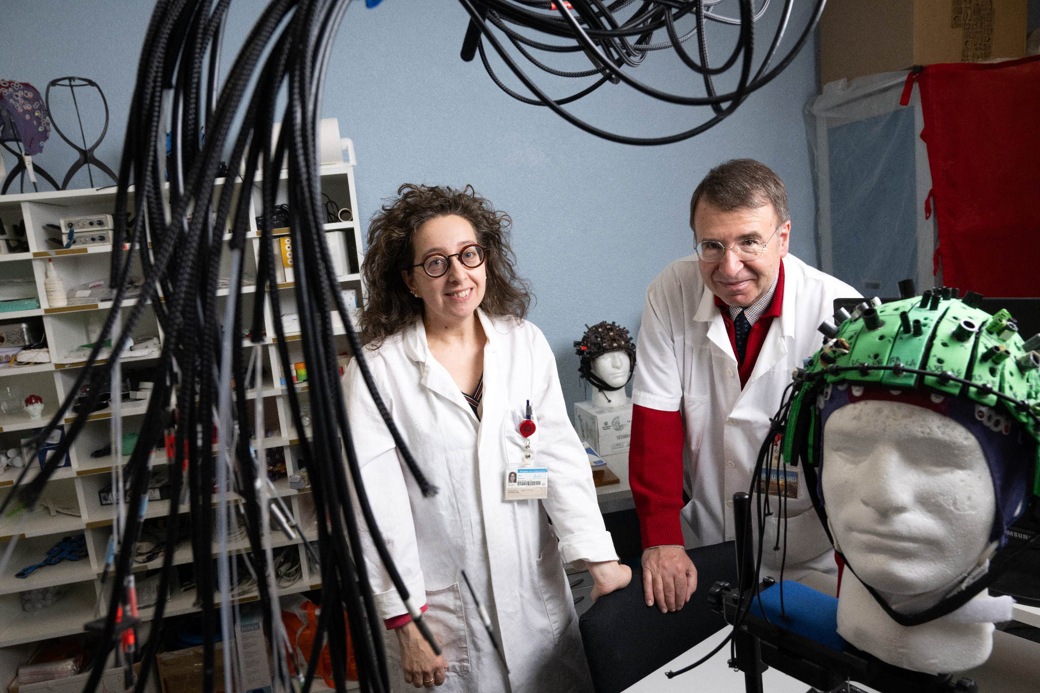Dr. Alessandra Lintas and Prof. Alessandro E. P. Villa in the laboratory
